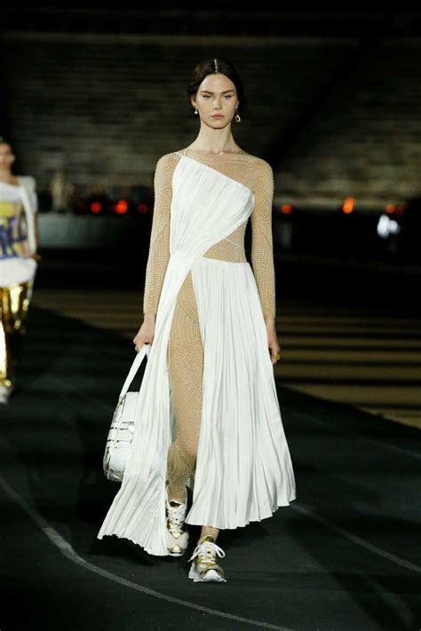 collection croisière dior 2022|dior cruise 2022 greek collection.